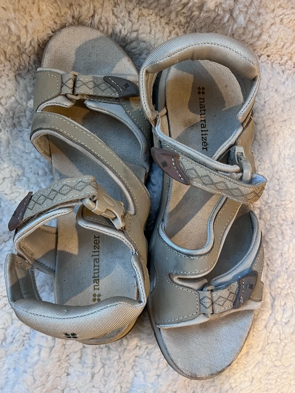 Naturalizer Angels Sandals Size 9 Comfort Active Outdoor Velcro Walking Strappy